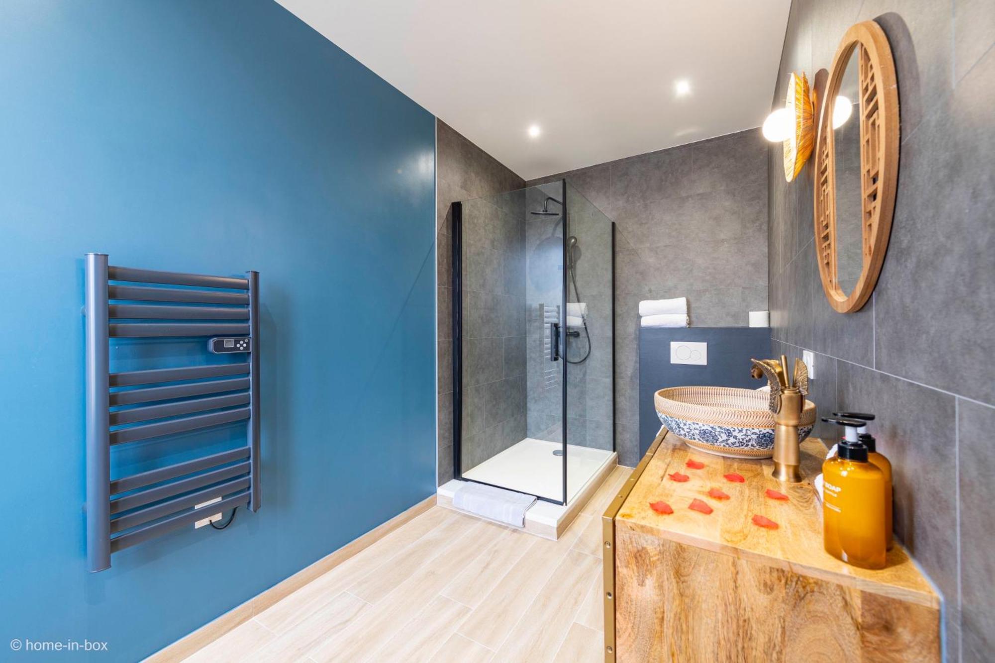 Le Nid D'Eliyah, Suites Avec Jacuzzi 15Min Disneyland Paris Nanteuil-les-Meaux Exterior photo